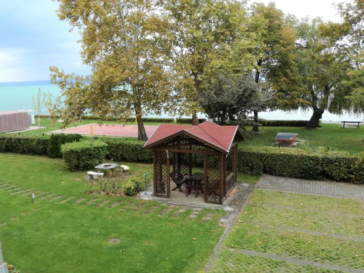 Bella Golden Beach Siófok Buitenkant foto