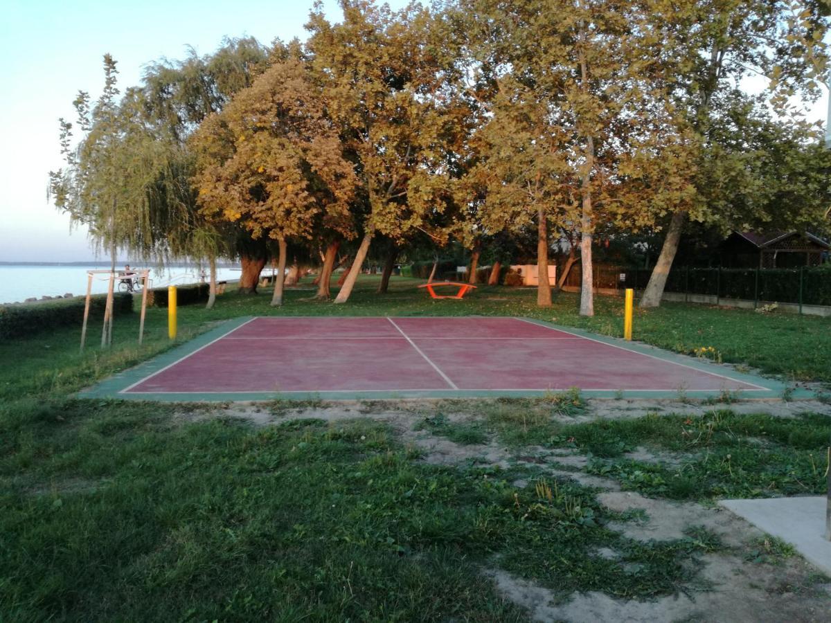 Bella Golden Beach Siófok Buitenkant foto
